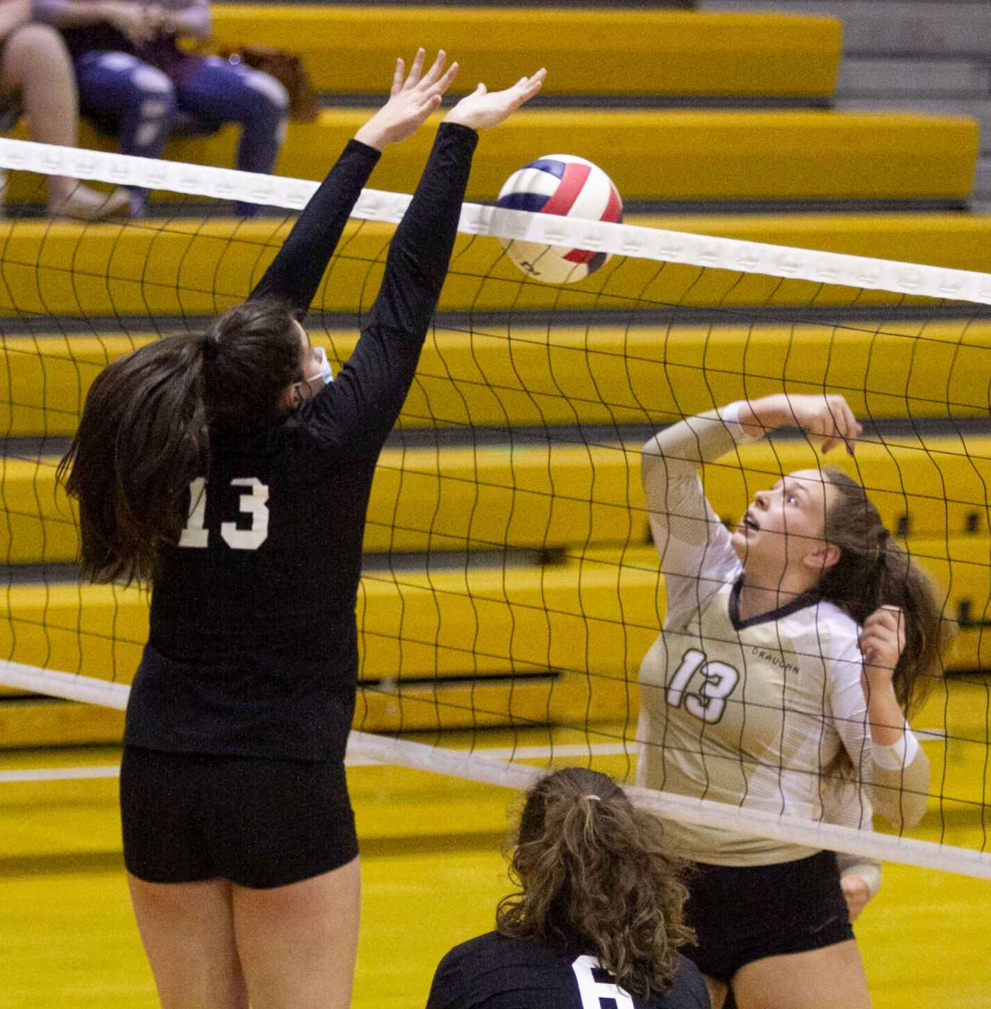 Draughn-Patton vball THU 2.JPG